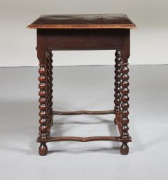 Exceptional and Rare Five Legged Bobbin Turned Charles II Table - 2499257