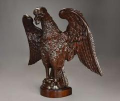 Exceptional large 18thc carved walnut eagle table or eagle carving - 4776066