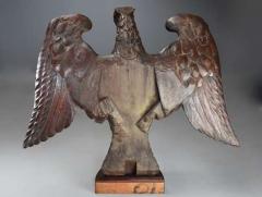 Exceptional large 18thc carved walnut eagle table or eagle carving - 4776068