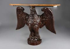 Exceptional large 18thc carved walnut eagle table or eagle carving - 4776073