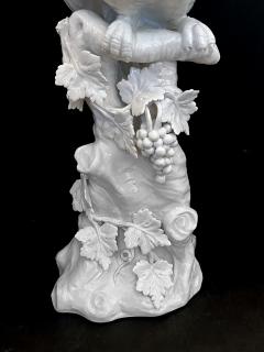 Exceptionally Large Italian Majolica White Glazed Parrot - 4313603