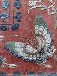 Exhibited Framed Fine Chinese Embroidery Silk Panel Qing Dynasty - 2744386