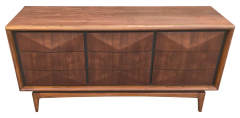 Expertly Restored United Furniture Walnut Diamond Triple Dresser 9 Drawers 1960s - 2721505