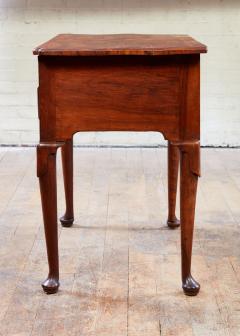 Exquisite Early English Lowboy - 3039295