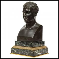 Exquisite French Patinated Bronze Bust of Emperor Napoleon I after Canova 1820 - 3880765