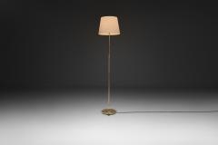 Extendable Brass Floor Lamp with Ribbed Stem Detail Europe 1940s - 4638128