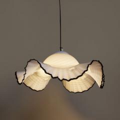 Extra large 1960s Murano Fazzoletto frilly white and black ceiling pendant - 3226757
