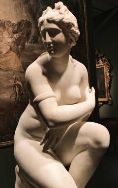 Extraordinary Italian 19th Century Marble Statue of Aphrodite - 632488