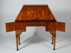 Extraordinary Swedish Grace slant front desk with elaborate inlays - 1357666