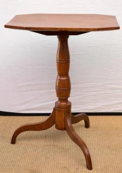 FEDERAL TILT TOP CANDLESTAND TABLE - 3614276