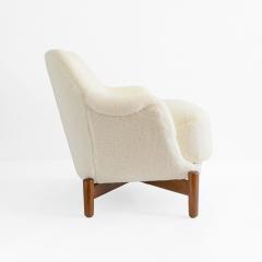 FINNISH SCANDINAVIAN MODERN MID CENTURY FAUX SHEEPSKIN LOUNGE CHAIR - 2412978