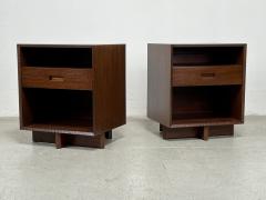 FRANK LLOYD WRIGHT FOR HENREDON PAIR OF NIGHTSTANDS - 3766096