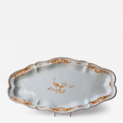 FRENCH 18TH CENTURY LARGE OVAL EARTHENWARE SERVING DISH WITH A SHAPED EDGE - 4235758