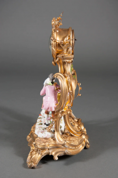 FRENCH LOUIS XV STYLE GILT BRONZE AND PORCELAIN MANTEL CLOCK 19TH CENTURY - 3566204