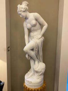 Fabulous French Neoclassical Marble Sculpture of Bathing Venus 1880 - 3659405