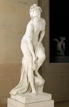Fabulous French Neoclassical Marble Sculpture of Bathing Venus 1880 - 3659412