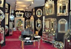 Fabulous Venetian Mirror Hand Made by Barbini of Murano - 2093976