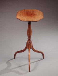 Federal Candlestand with an Octogonal Inlaid Top - 528119