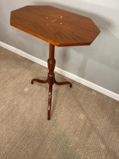 Federal Tiger Maple Tripod Table American Early 19th Century - 2565927