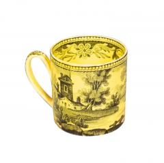 Fifteen Pieces Of Canary Yellow Staffordshire Pottery - 4139584