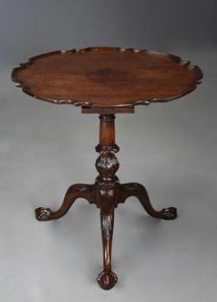Fine 18thc George II mahogany tripod table with superb original patina - 4806074