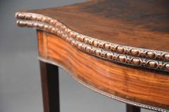Fine 18thc serpentine mahogany card table of exceptional patina - 4755994