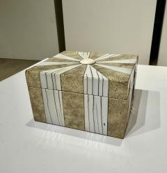 Fine Art Deco Deco shagreen box with bone inlay England 1920 s - 4449445