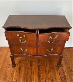 Fine English Made Chippendale Style Carved Commode - 2846628