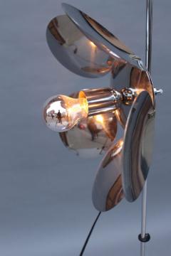 Fine French 1970s Adjustable Chrome Floor Lamp - 1377045