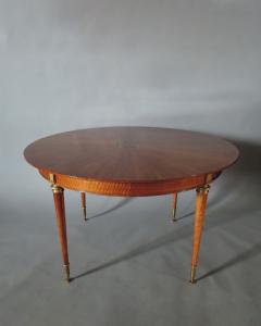 Fine French Art Deco Extendable Walnut Round Table - 4488596