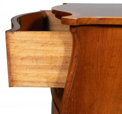 Fine George III Mahogany Serpentine Chest Of Drawers - 4458874