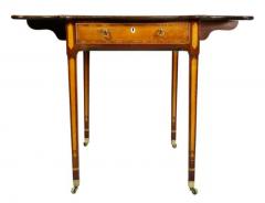 Fine George III Satinwood and Mahogany Pembroke Table - 4129505