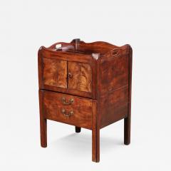 Fine Georgian Bedside Cupboard - 3940353