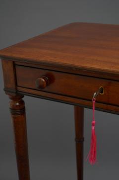 Fine Georgian Side Table - 2918163