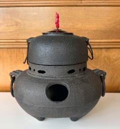 Fine Japanese Cast Iron Chagama Set for Tea Ceremoney - 4264341