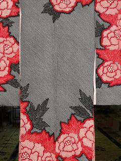 Fine Japanese Couture Shibori Silk Furisode Kimono with Under Garment - 3080978