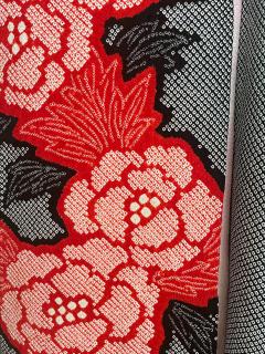 Fine Japanese Couture Shibori Silk Furisode Kimono with Under Garment - 3080982
