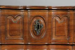 Fine Louis XV Provincial Walnut Commode - 4128844