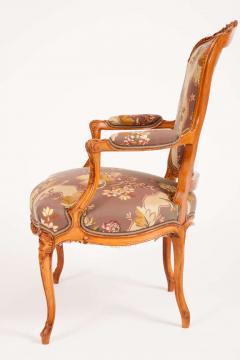 Fine Pair of French Louis XV Style Fauteuils - 1215792