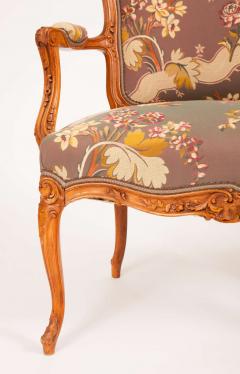 Fine Pair of French Louis XV Style Fauteuils - 1215797