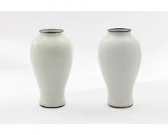 Fine Pair of Japanese Cloisonn Enamel Vases by Ando with Grapes on White Ground - 4552881