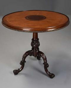 Fine quality 18th century Rococo style mahogany leather top tripod table - 4805726
