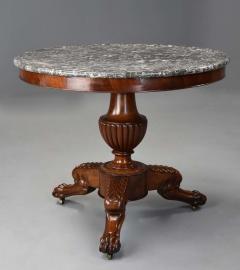 Fine quality 19thc French mahogany Gueridon table with original top - 4805984