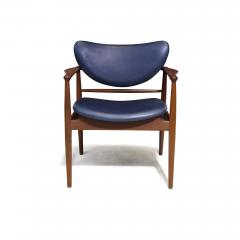 Finn Juhl Pair of Finn Juhl NV 48 Chair Blue Leather - 2933121