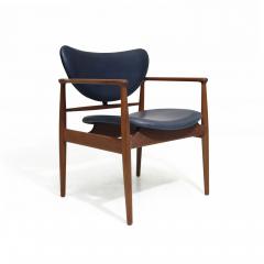 Finn Juhl Pair of Finn Juhl NV 48 Chair Blue Leather - 2933122