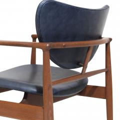 Finn Juhl Pair of Finn Juhl NV 48 Chair Blue Leather - 2933127