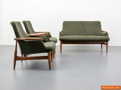 Finn Juhl Pair of Lounge Chairs in the Manner of Finn Juhl - 548003