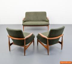 Finn Juhl Pair of Lounge Chairs in the Manner of Finn Juhl - 548004