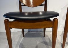 Finn Juhl Set of 12 American Modern Walnut Dining Chairs Finn Juhl for Widdicomb 1950s - 4605030