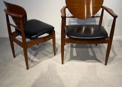 Finn Juhl Set of 12 American Modern Walnut Dining Chairs Finn Juhl for Widdicomb 1950s - 4605031